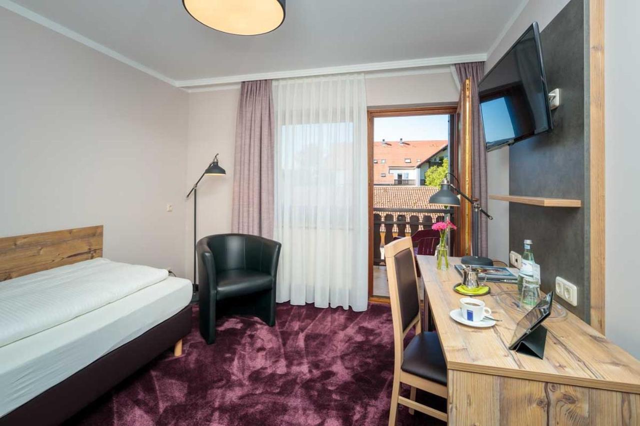 Hotel Pockinger Hof Pocking  Eksteriør bilde